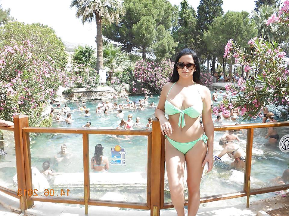10P Serbian MILF Tamara