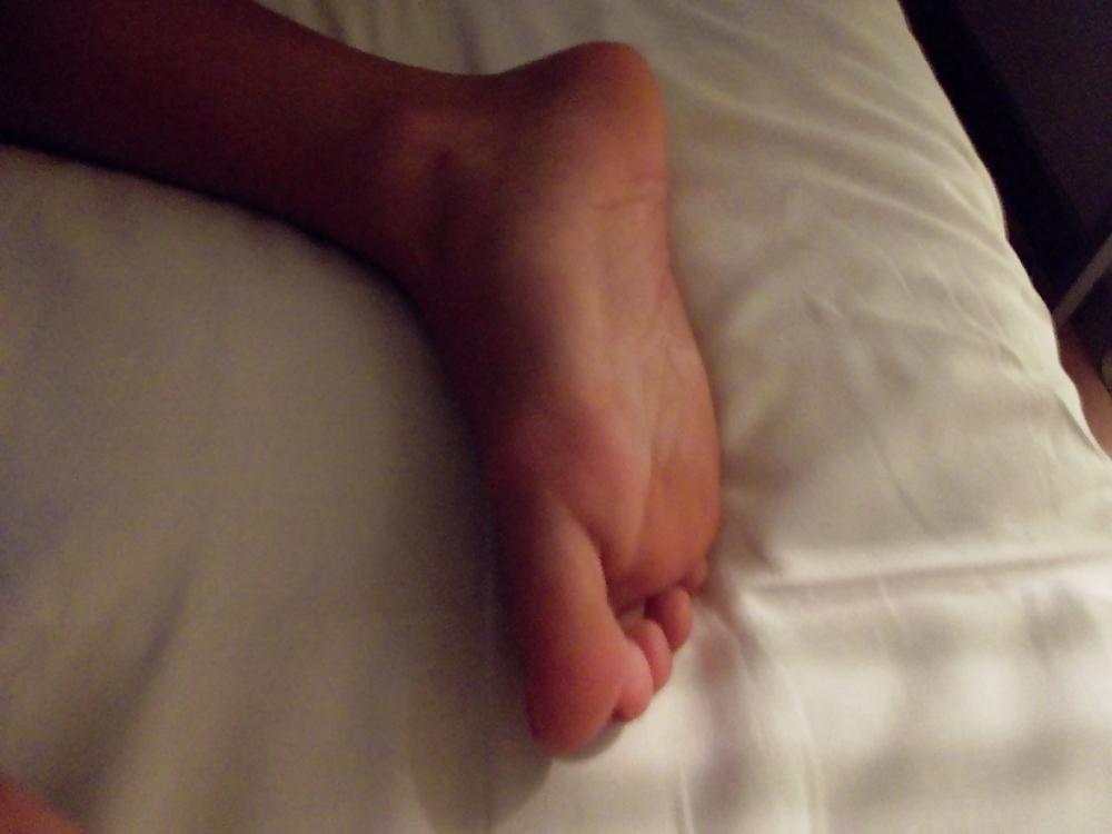 21P Footjob III