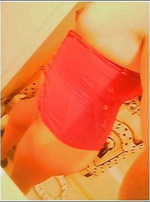 7P Sexy little latina milf