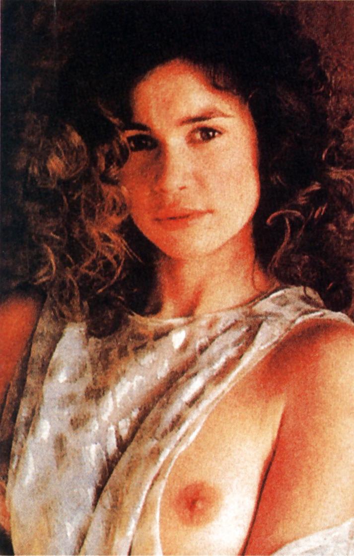 14P French actress Valerie Kaprisky