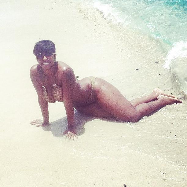 25P Beauty Has No Color 9 - Milf Edition Pt. 2