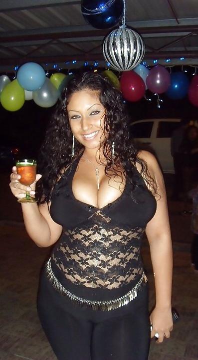 25P Beauty Has No Color 9 - Milf Edition Pt. 2