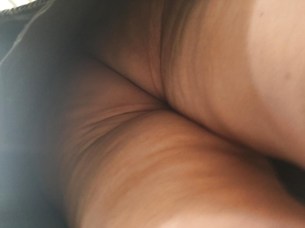25P French mature upskirt