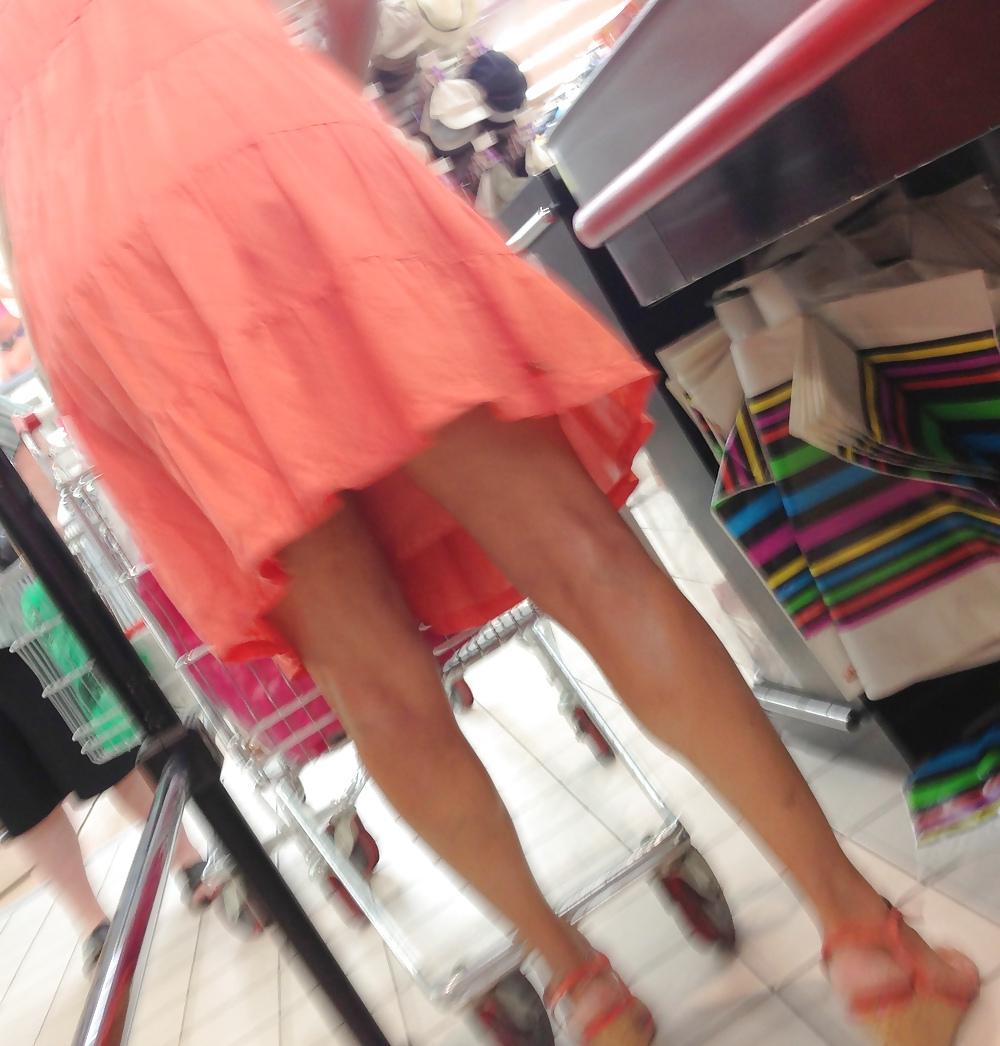 25P French mature upskirt