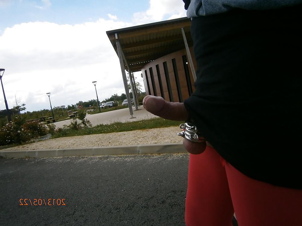 12P Public exhib sexe cock flashing dick outdoor 