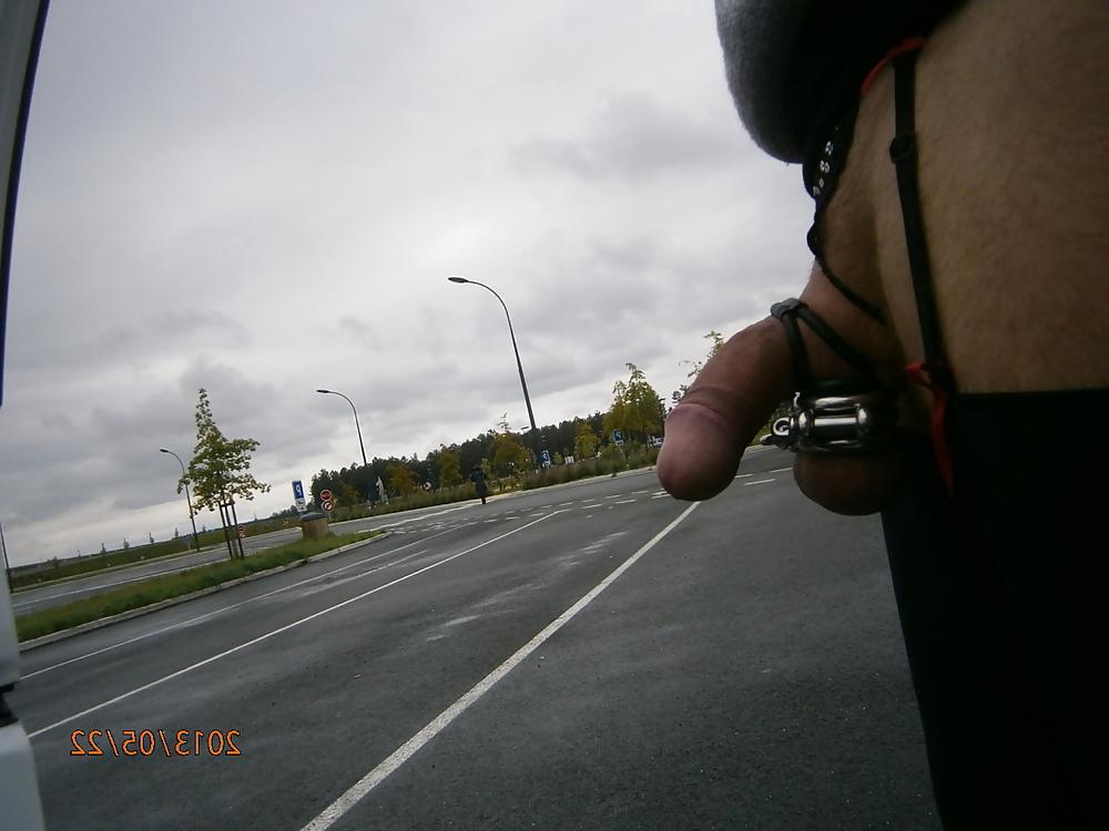 12P Public exhib sexe cock flashing dick outdoor 