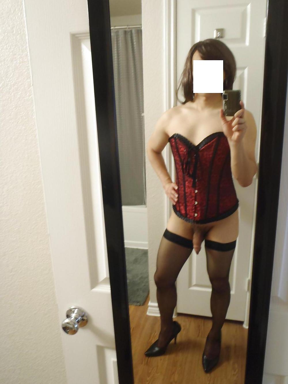19P Red Corset