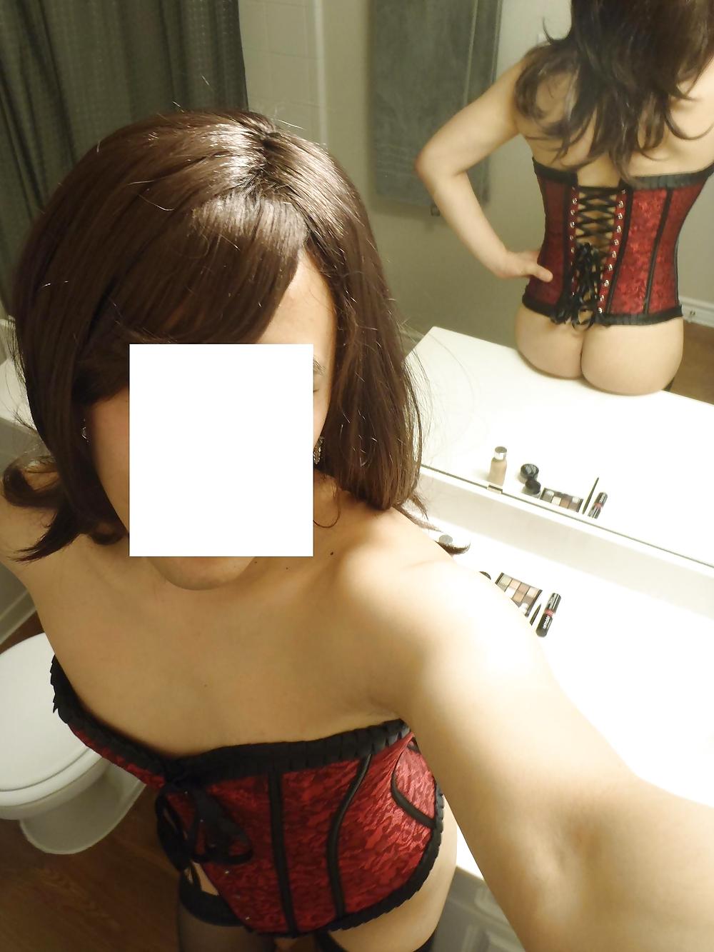 19P Red Corset