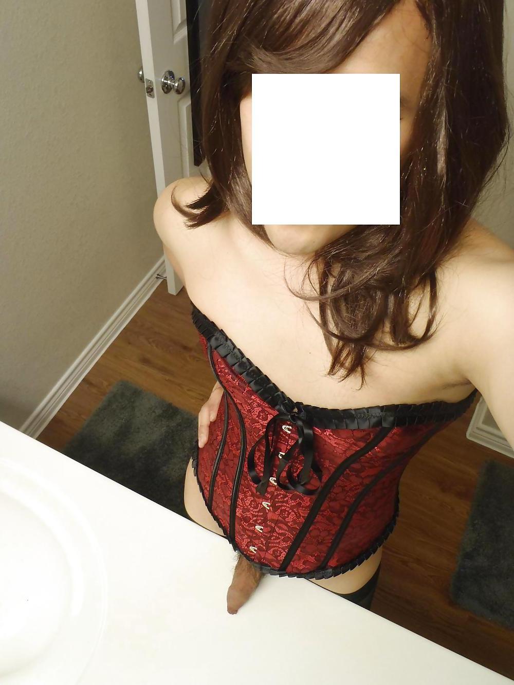 19P Red Corset