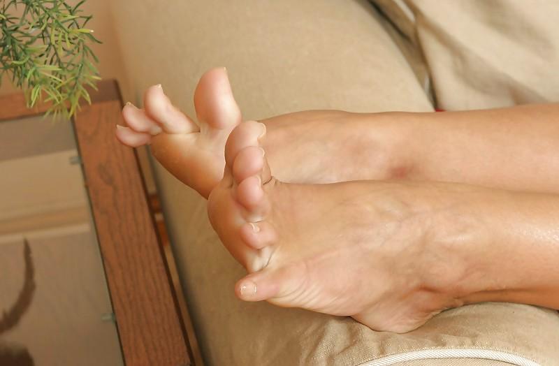 25P Random feet, footjob,...