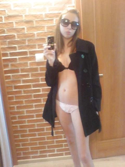 25P My collection 46 : skinny teen shows her body