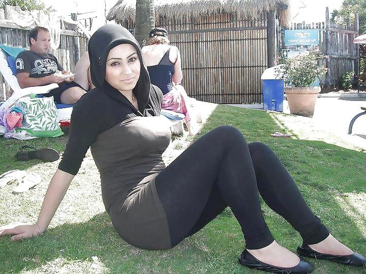 25P Dirty-Talk-Queen - black Leggings - found in xHamster