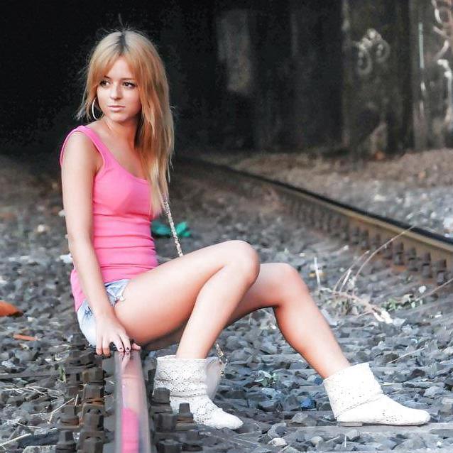 25P Serbian Sexy Teens