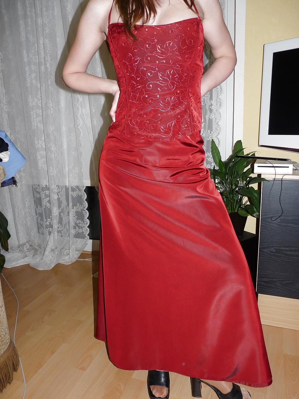 5P Wifes sexy red shiny silk satin gala dress