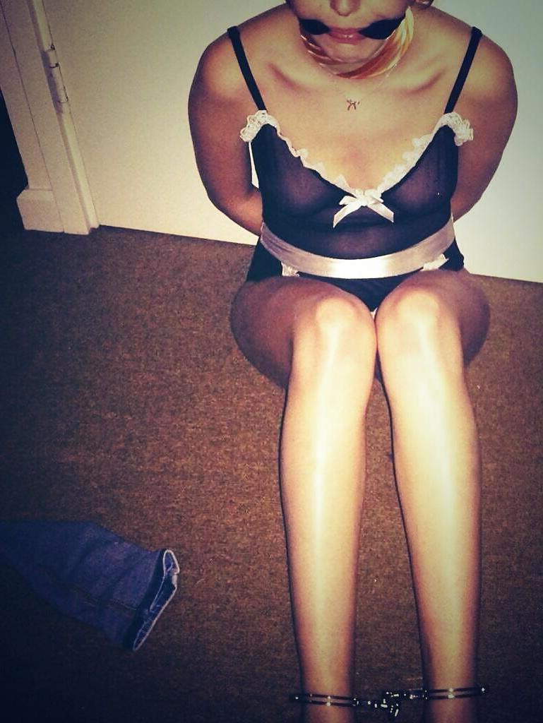 19P Helpless Hot Whore Sexy UK Bi GF