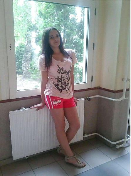 17P German teen pussy who want some big old dick 