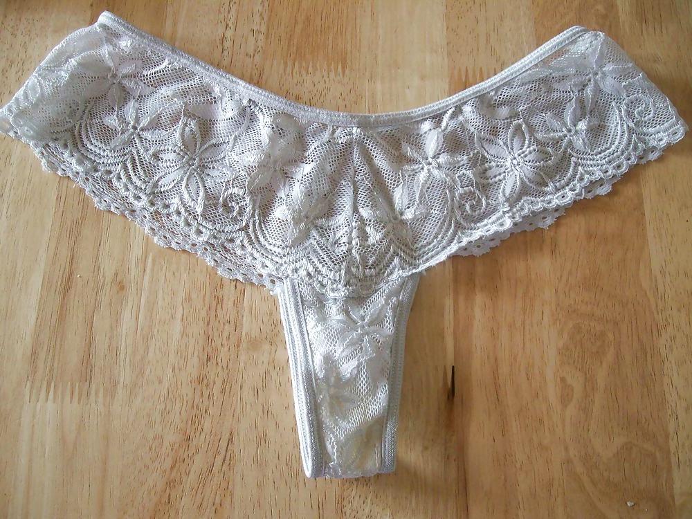 4P Some of my Gfs dirty knickers I sniff and wank with 