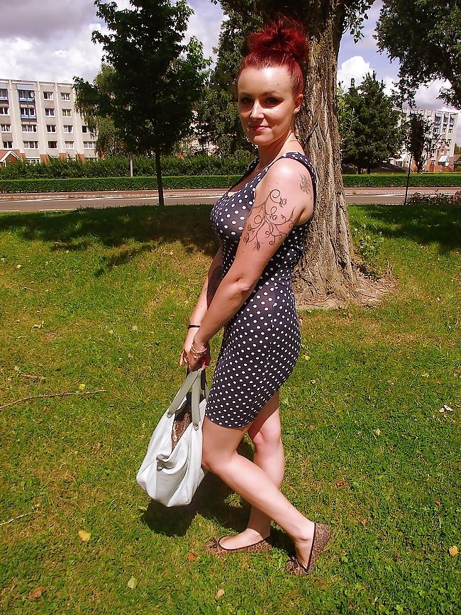 20P French bloggers Mode with sexy legs 10