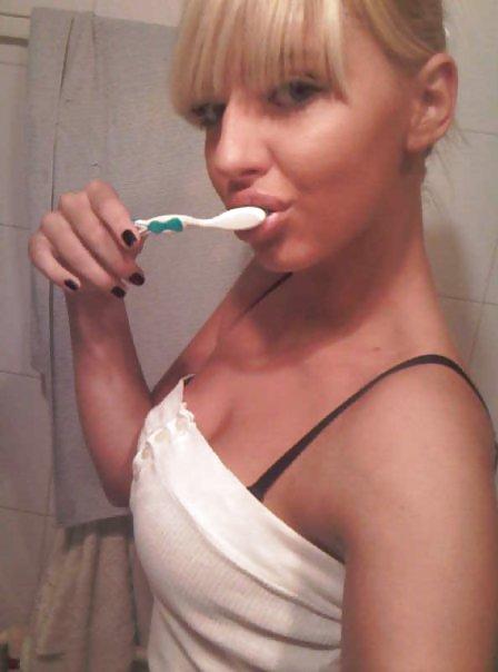 21P Facebook serbian girls