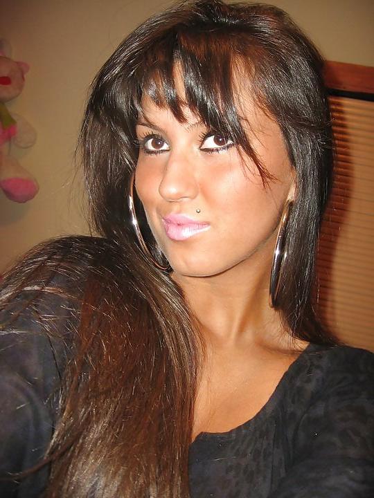 21P Facebook serbian girls