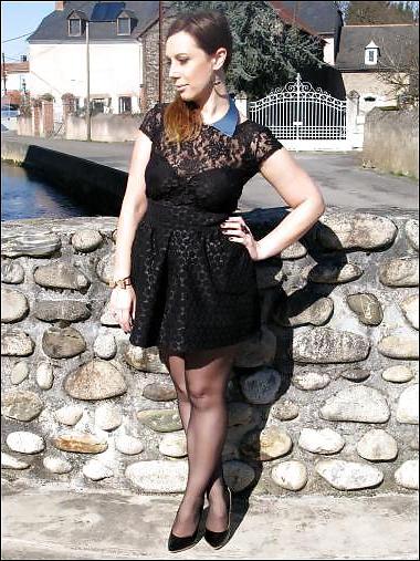 25P French bloggers Mode with sexy legs 19