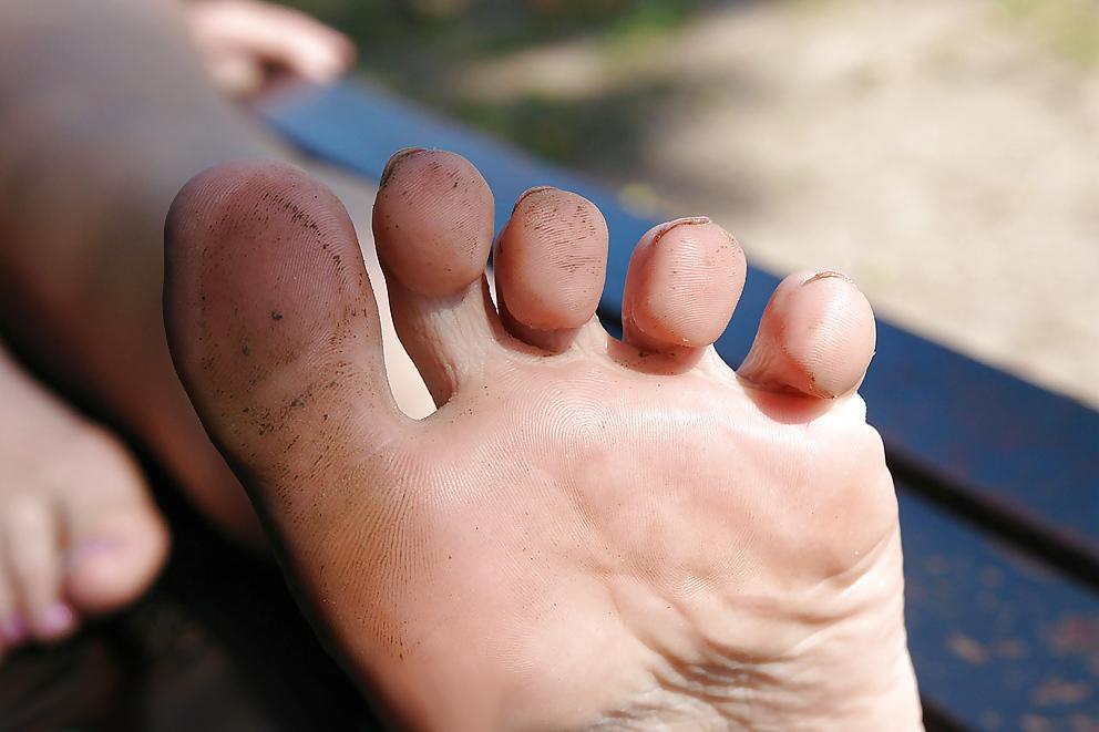 25P Dirty Feet 5