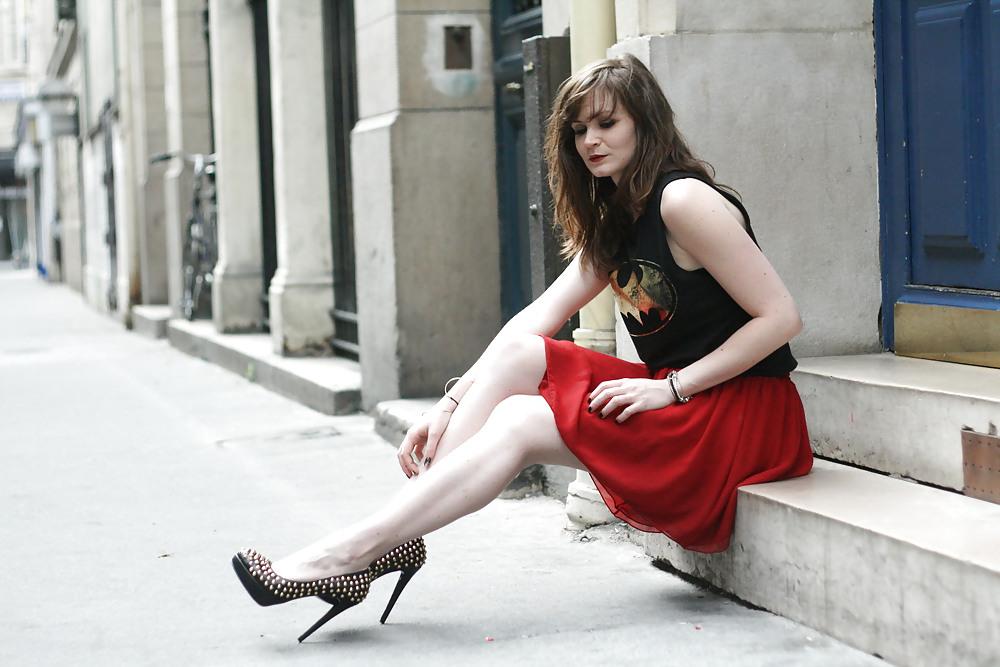 25P French Bloggers Mode with sexy legs 30