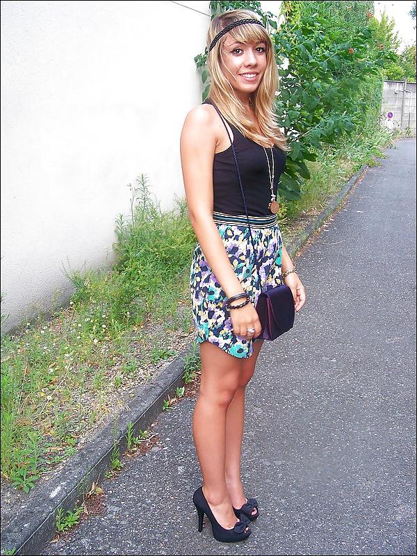 25P French Bloggers Mode with sexy legs 30