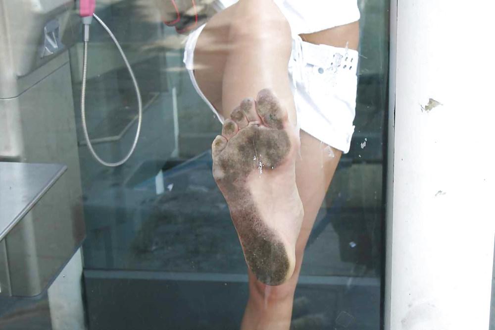 25P Dirty Feet 3