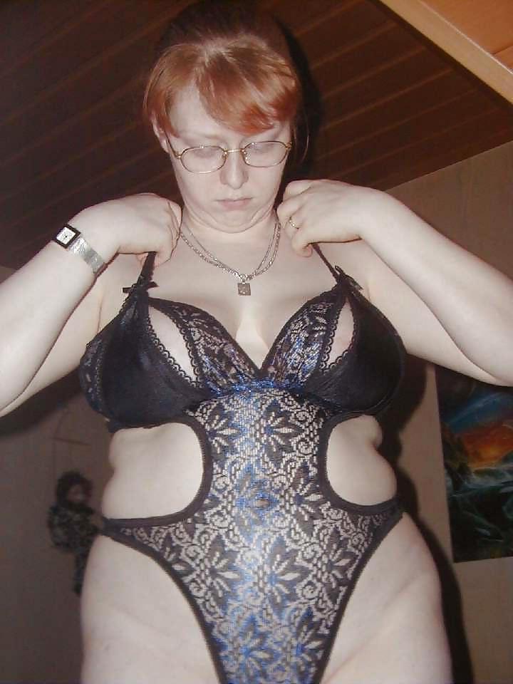 25P Busty chubby redhead wife Anya