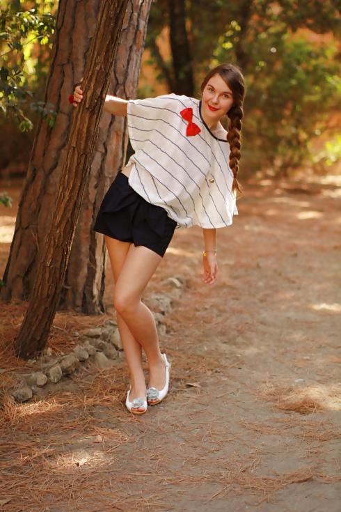 25P French Bloggers Mode with sexy legs 33