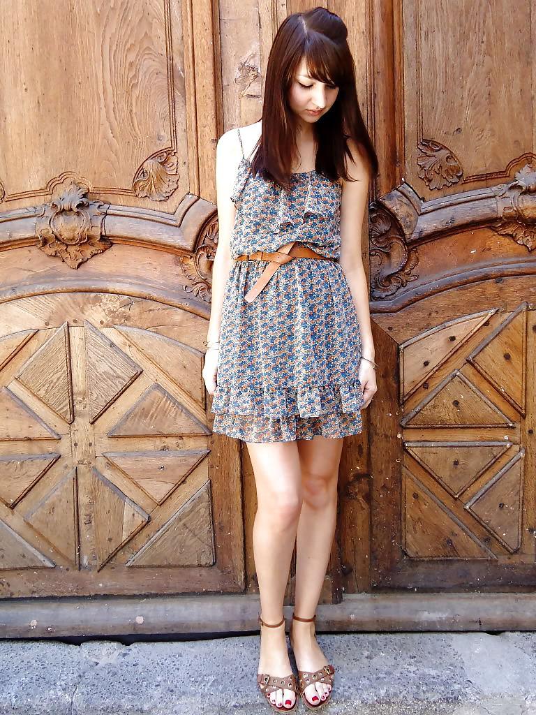 25P French Bloggers Mode with sexy legs 33