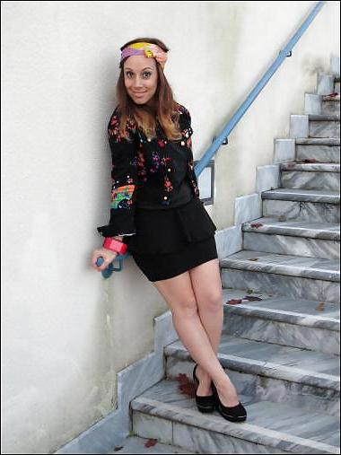 25P French Bloggers Mode with sexy legs 33
