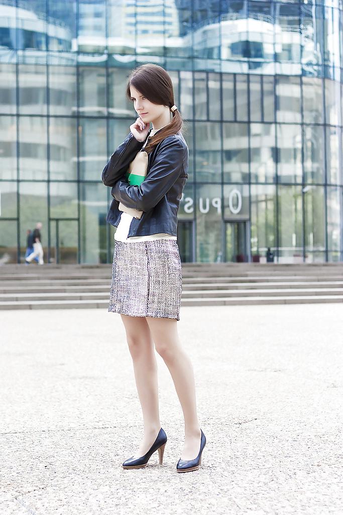25P French Bloggers Mode with sexy legs 33