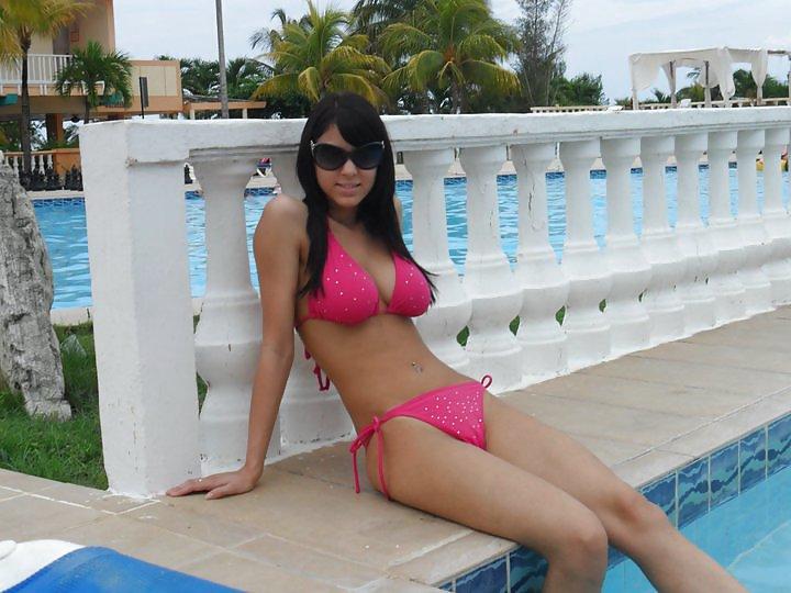 25P Dirty facebook sluts on holiday
