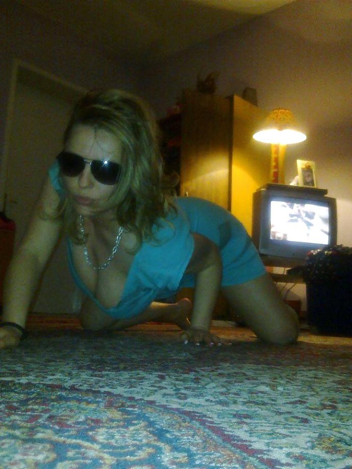 25P Serbian big titted slut