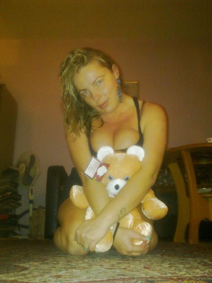25P Serbian big titted slut