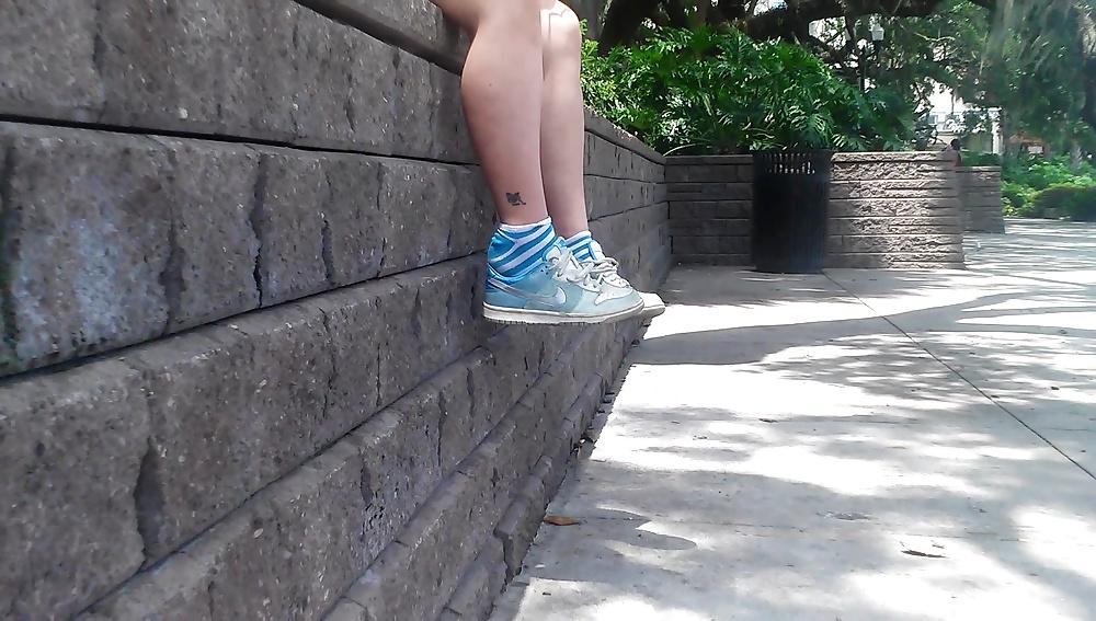 17P Blue strip socks