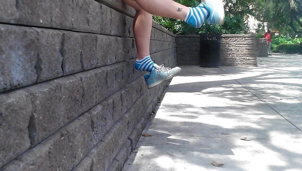 17P Blue strip socks