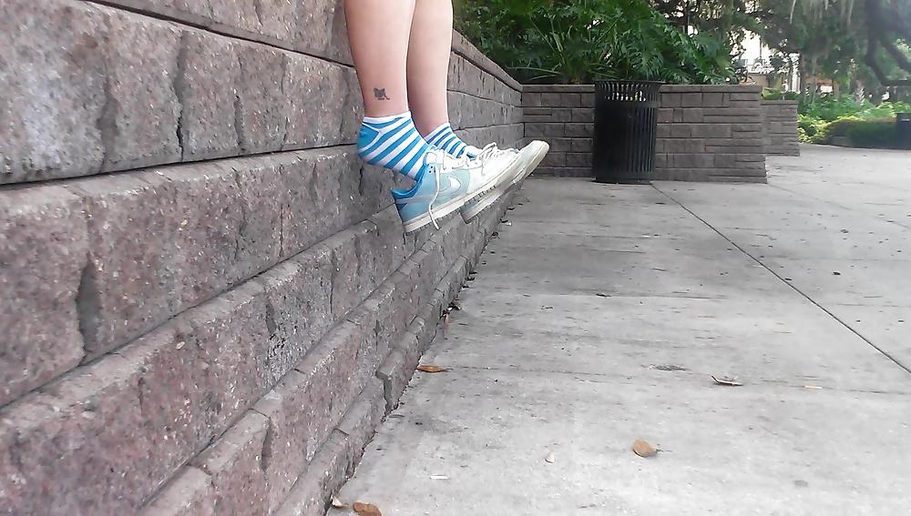17P Blue strip socks