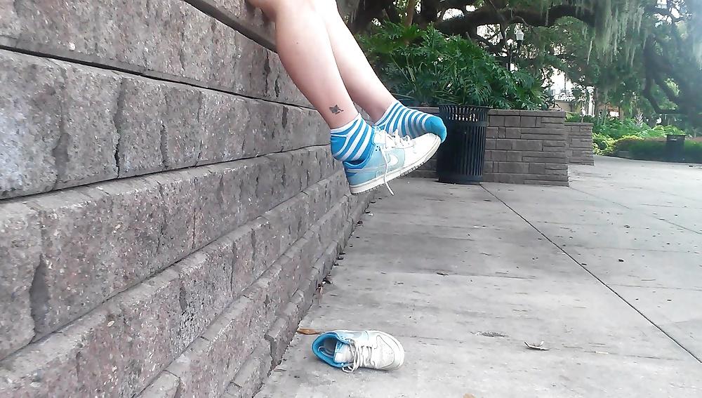17P Blue strip socks