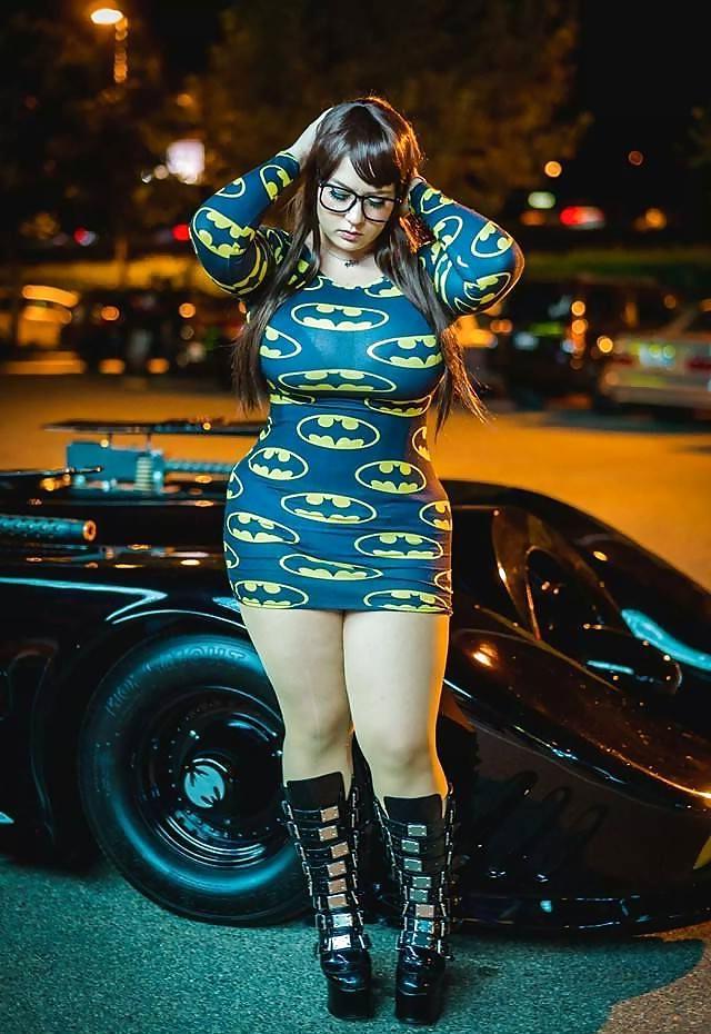 25P Curvy Cosplay Girls 4