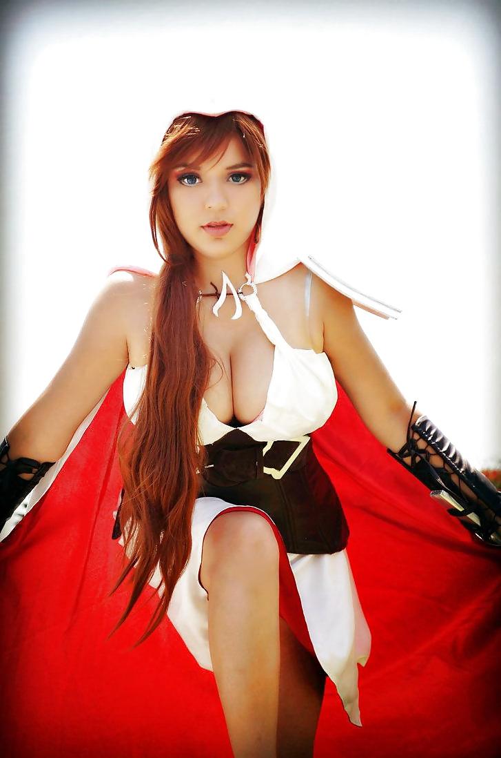 25P Curvy Cosplay Girls 4
