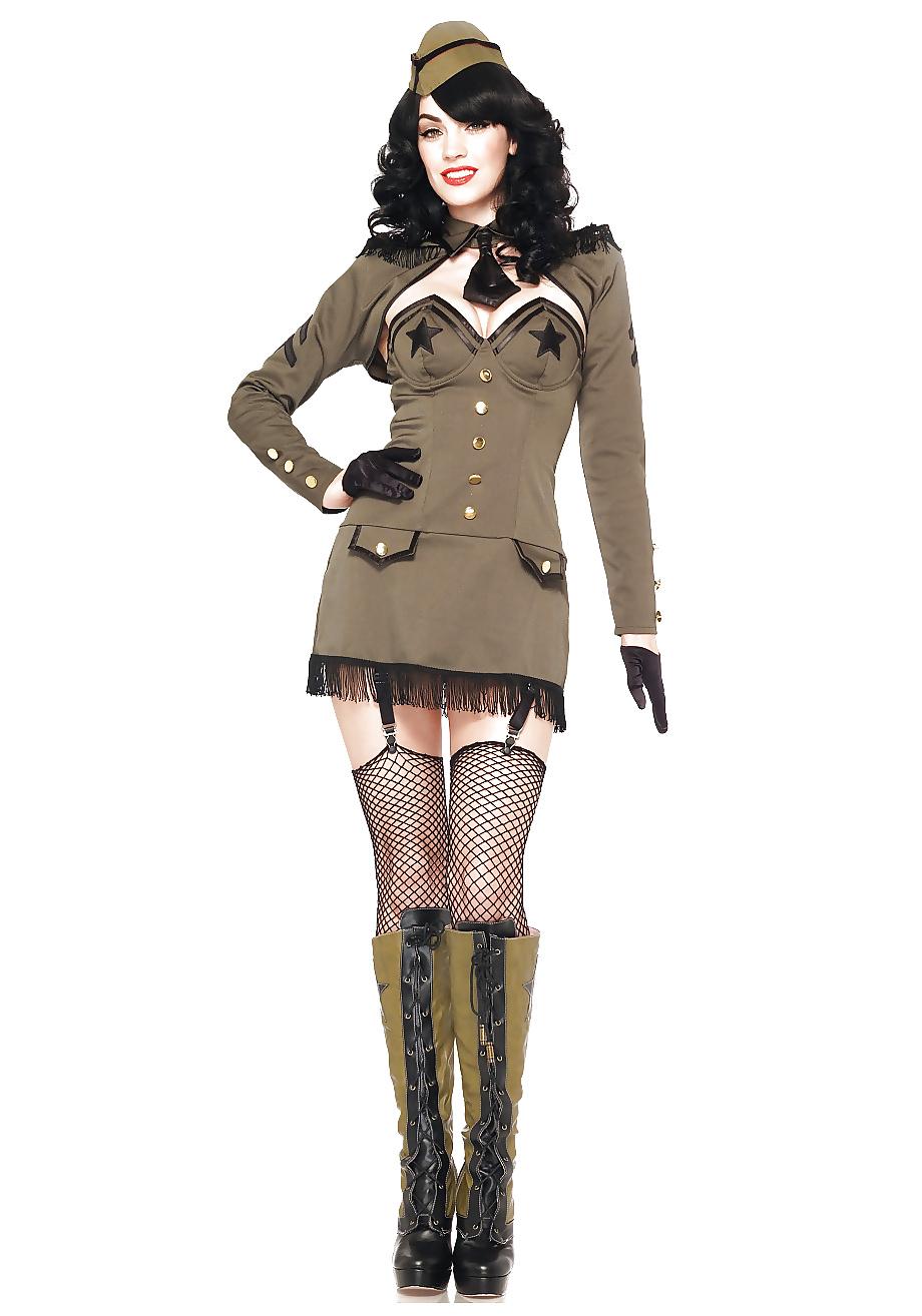 15P Cosplay Cuties