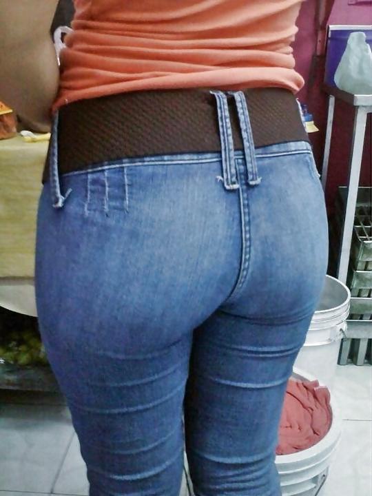 7P Thick laina milf ass