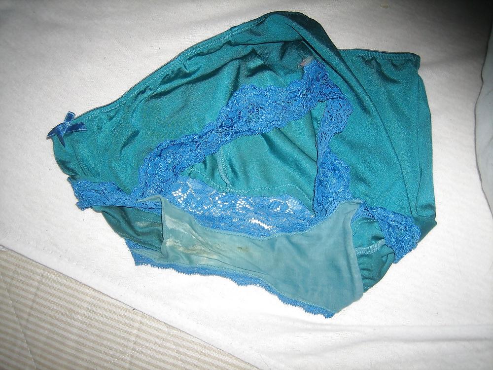 4P Oh,those dirty panties...