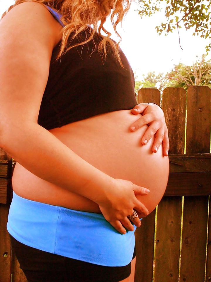 25P Bun in the oven
