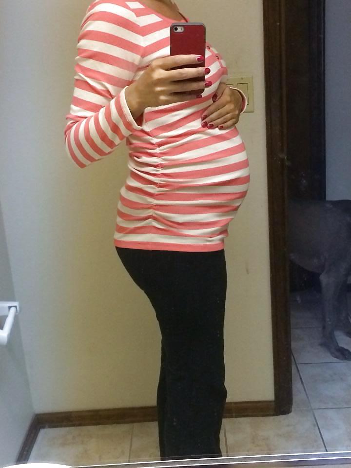 25P Bun in the oven