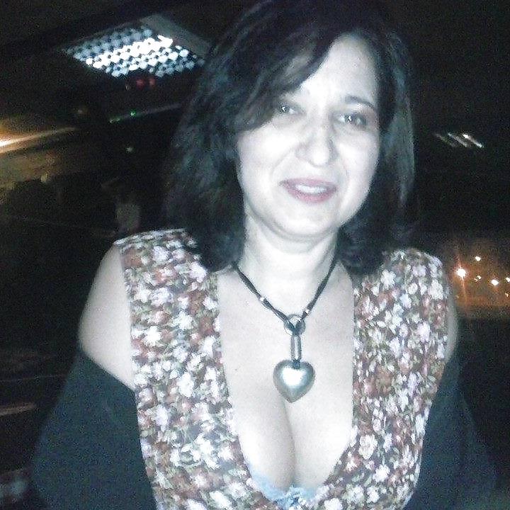 7P Serbian Milf with big boobs
