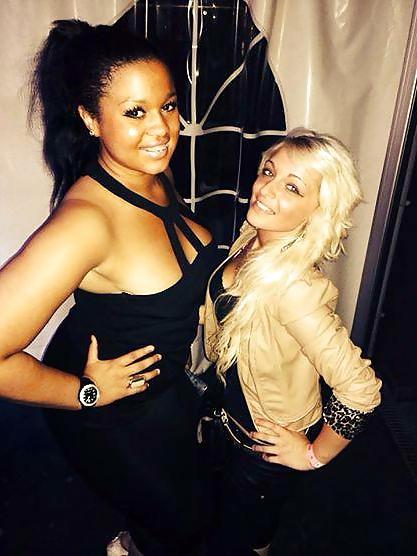25P Busty Amatuer 55